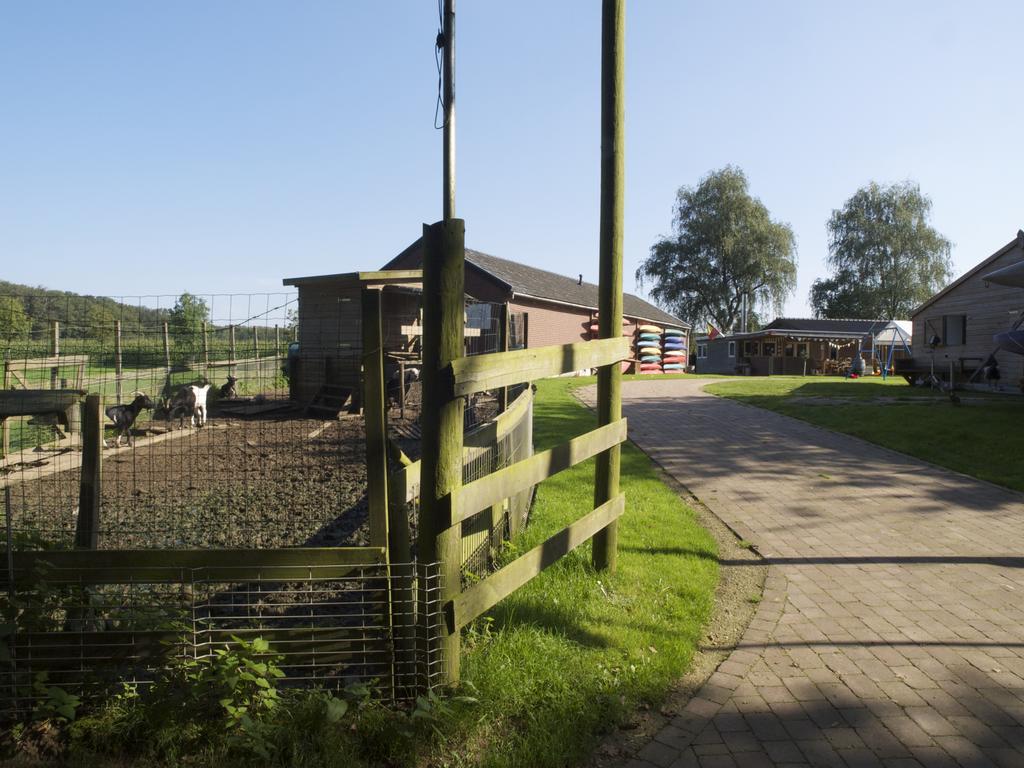 Holiday Home Ossa Basecamp Sint Odiliënberg 部屋 写真